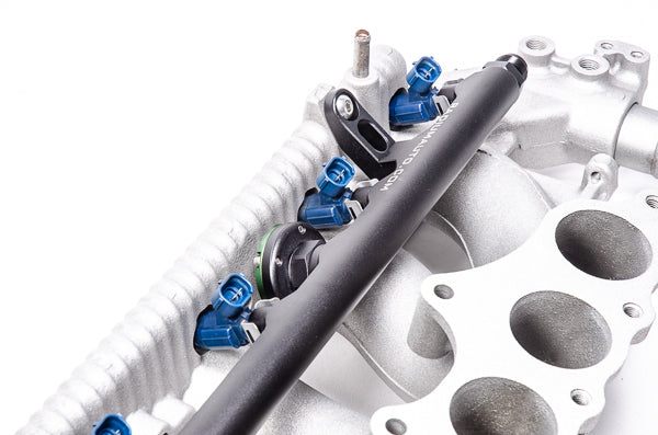 Radium Fuel Rail - Nissan Skyline GT-T R34/Stagea S2 (RB25DET Neo)  - Radium Engineering | Coore Australia
