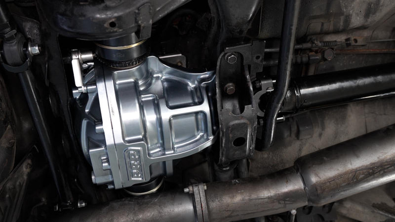 8.8" Nissan R200 Rear Differential Billet Housing Street Kit (3.08 & 3.27)